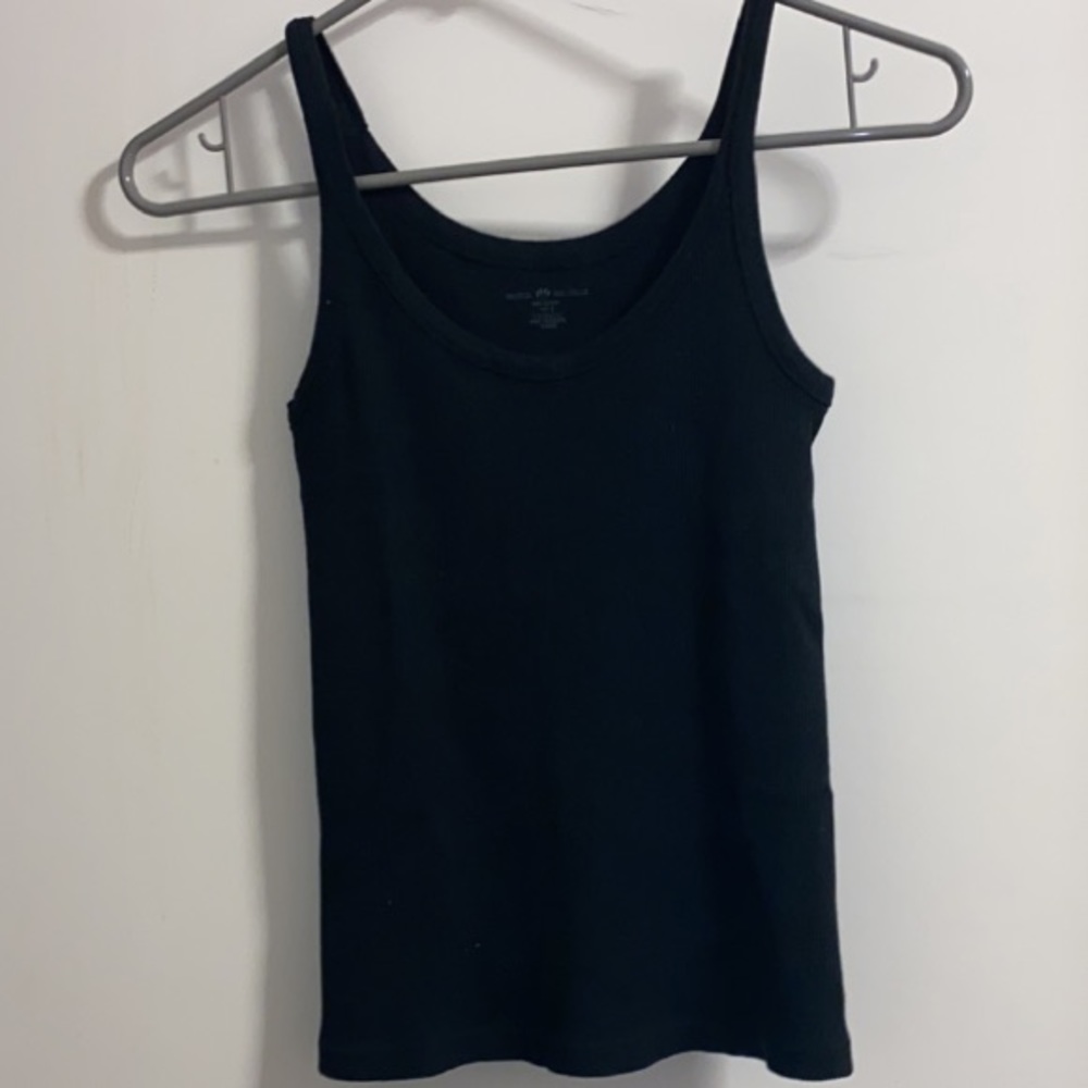 Brandy Melville black beyonca tank